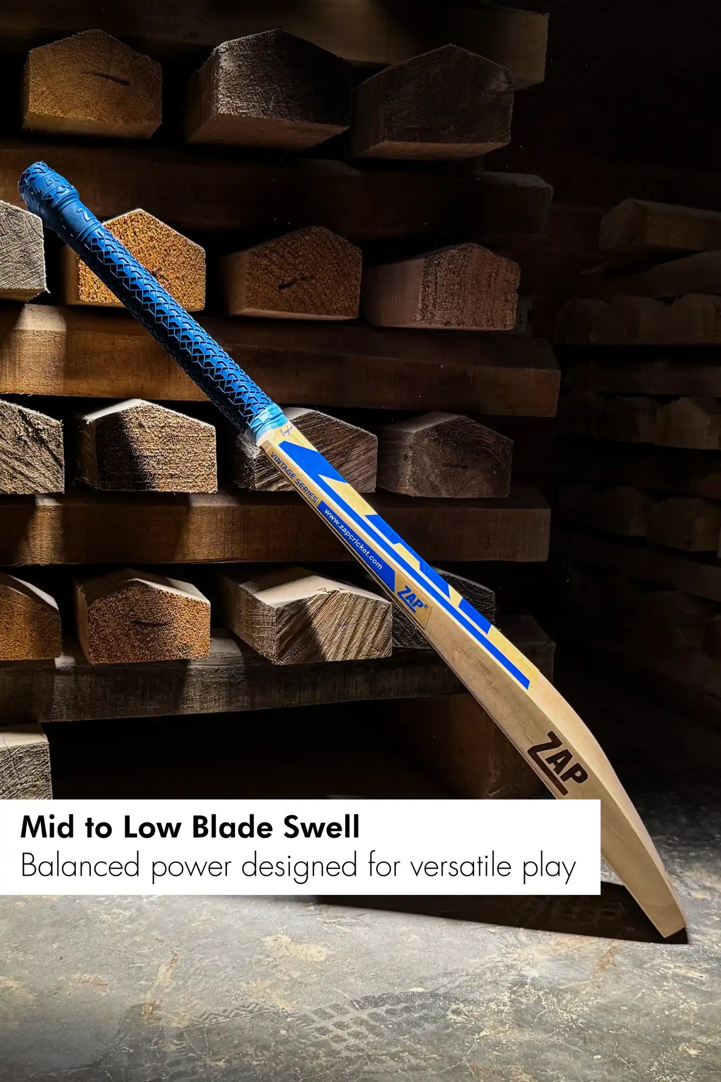 ZAP Vintage Quaint Series 3 Star English Willow Bat  EzyKom